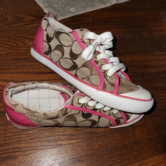 Signature C Coach Barrett shoes - Picture 2 of 12